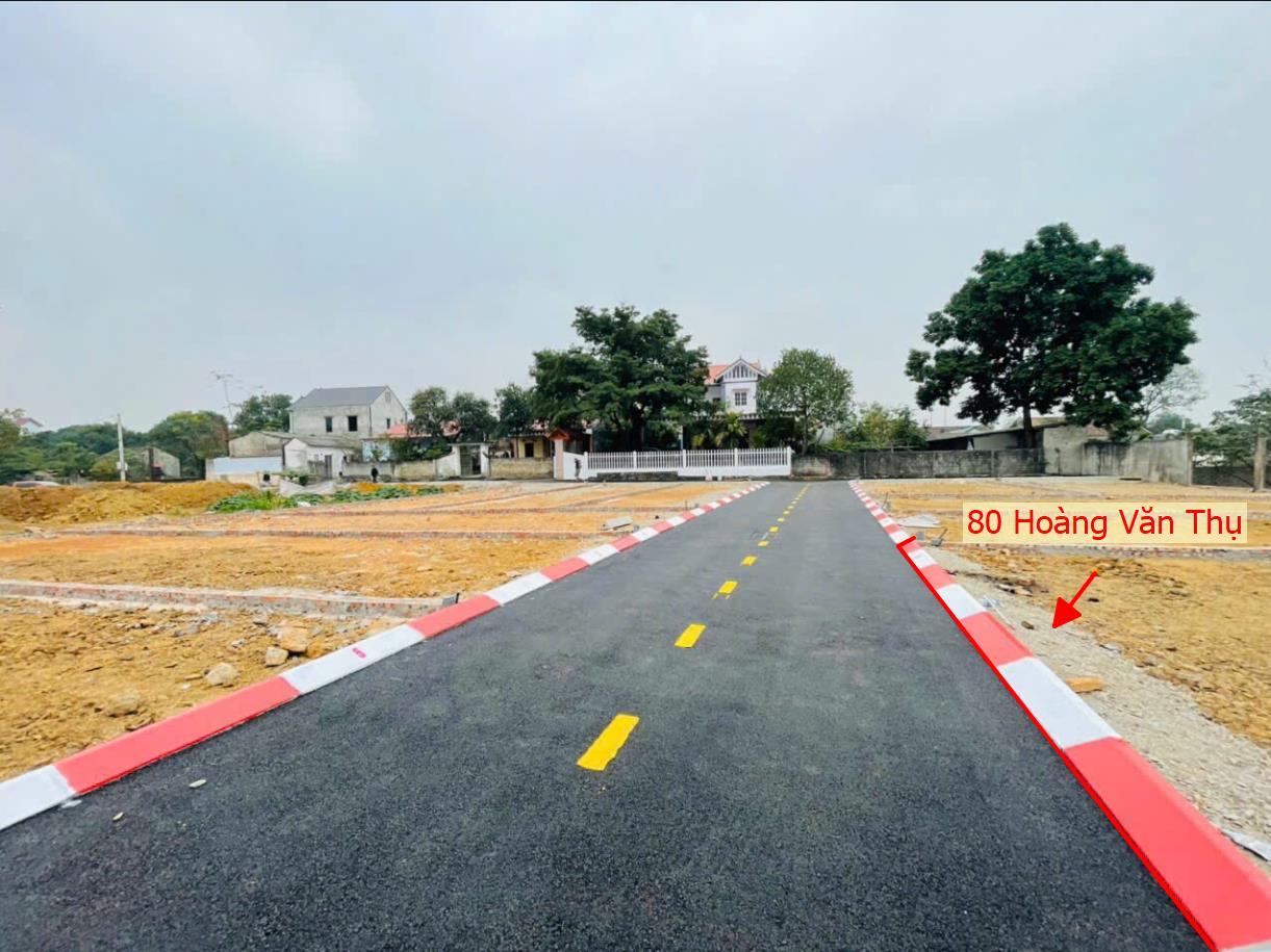 Hình ảnh Đất Phân Lô Hoàng Văn Thụ Ô Tô Đỗ Tận Đất Gần Hồ Văn Sơn Khu Nghỉ Dưỡng Skylake Cách QL21A Chỉ Vài Trăm Mét
