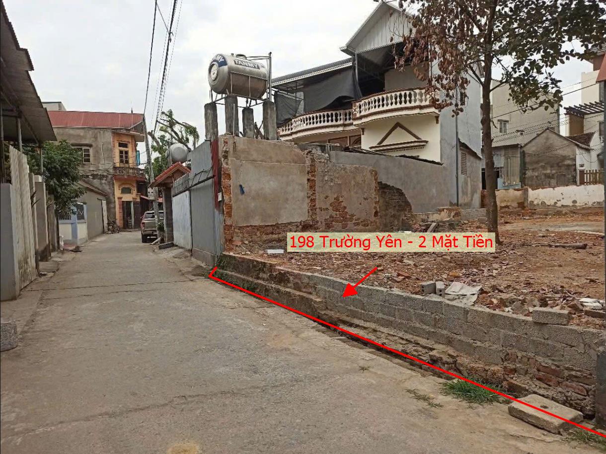 Hình ảnh Bán Đất 2 Mặt Tiền Full Thổ Cư Ô Tô Vào Tận Đất Ngay Trung Tâm Xã Trường Yên Gần QL6A Đang Mở Rộng