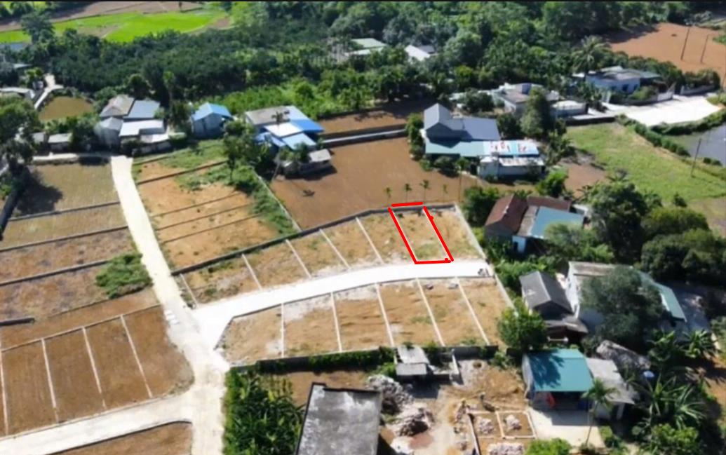 Hình ảnh Bán Lô Đất 94.5m Tại Thanh Sơn Lương Sơn Bám Đường Bê Tông Ô Tô Vào Tận Đất Dân Cư Đông Đúc Thân Thiện