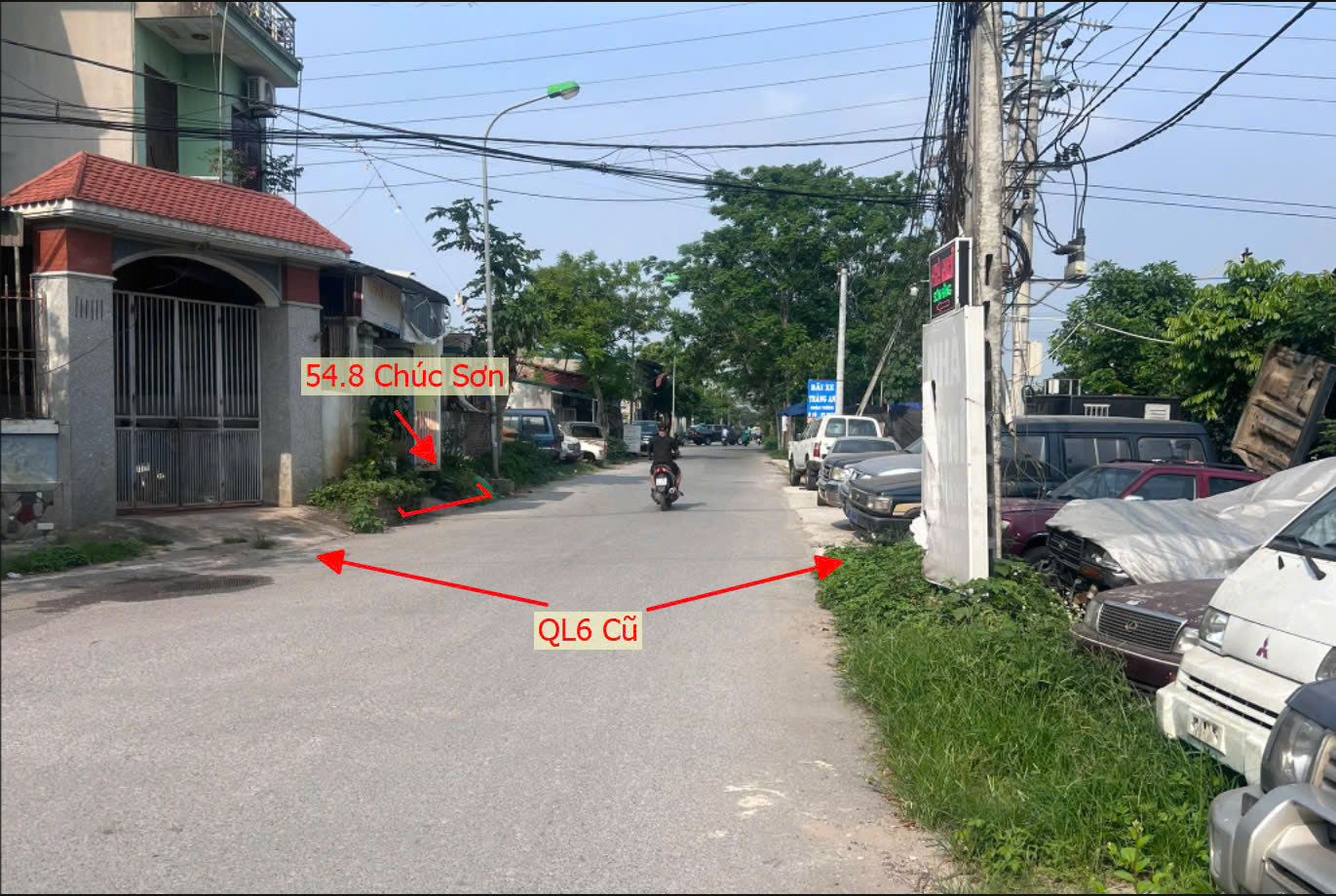 Hình ảnh Bán Nhà 3 Tầng 54.8m Tại Thị Trấn Chúc Sơn Mặt Đường Kinh Doanh QL6 Cũ Giá Chỉ Vài Tỷ
