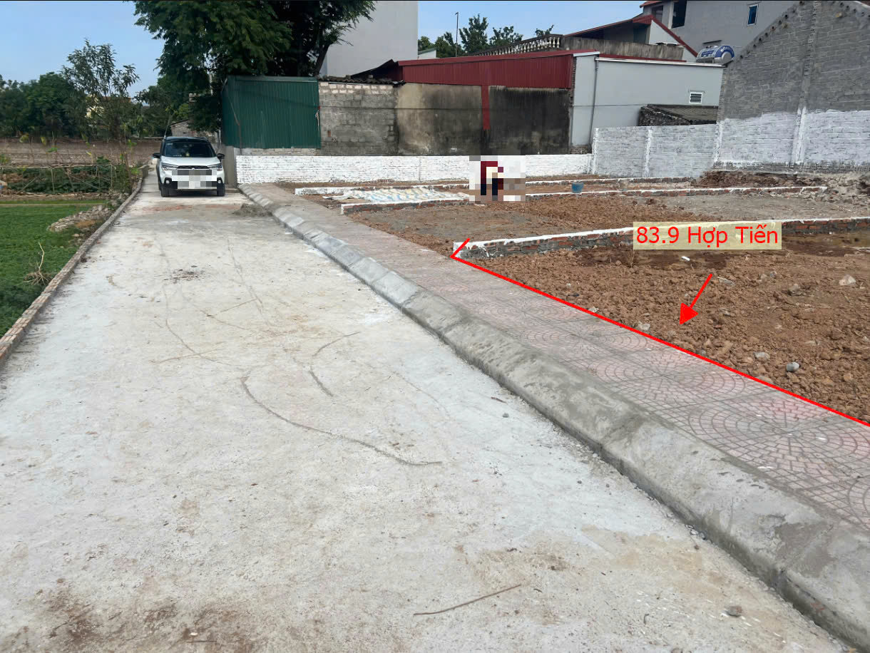Hình ảnh Bán Đất Phân Lô Xã Hợp Tiến Ô Tô Đỗ Tận Đất Gần Trục Kinh Doanh Ngay Trung Tâm Xã Hợp Tiến 