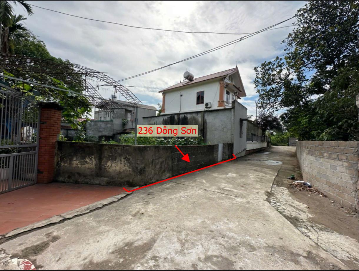 Hình ảnh Bán Đất Full Thổ Cư Ô Tô Vào Tận Đất Ngay Gần Trung Tâm Hành Chính Xã Đông Sơn 