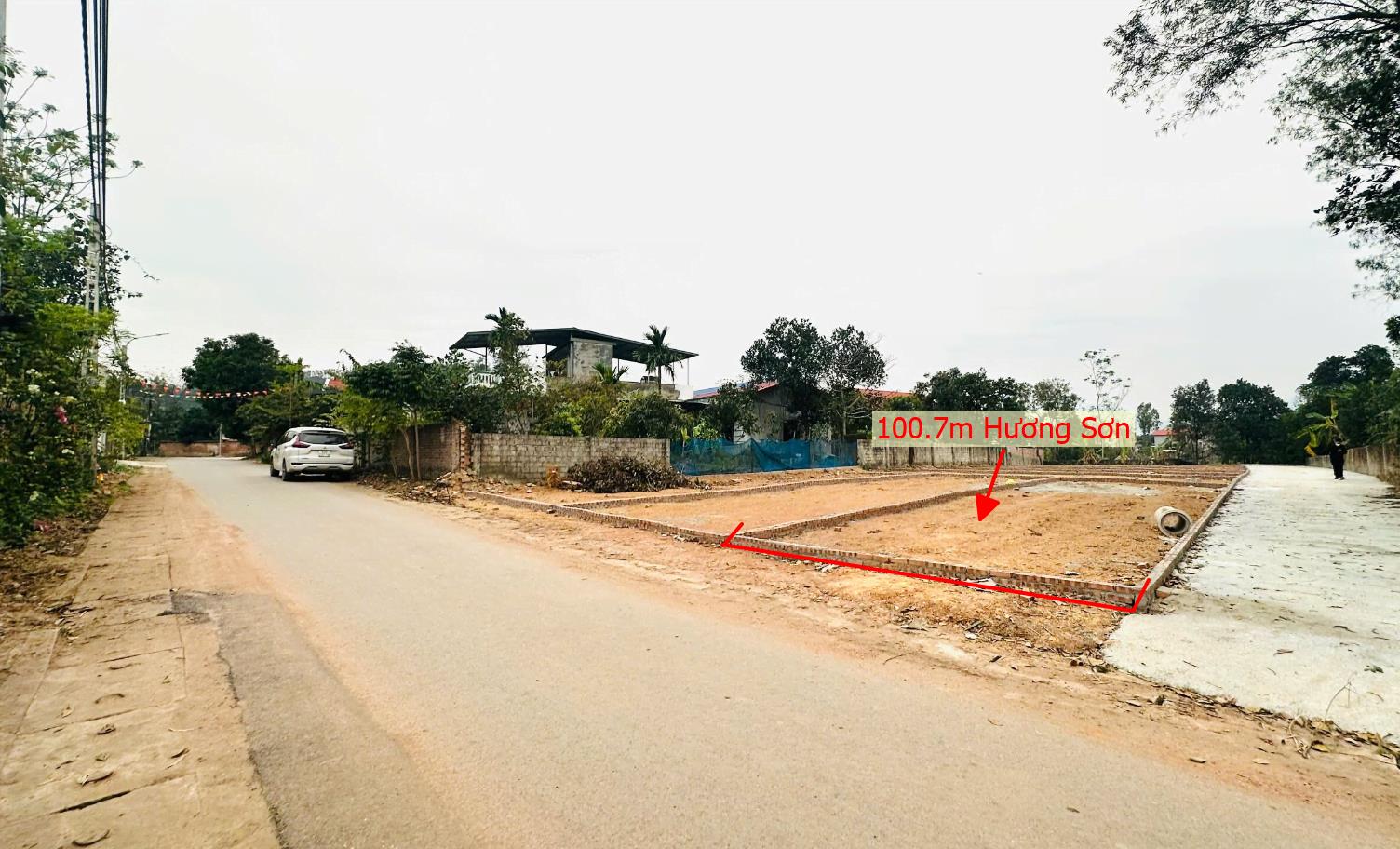 Hình ảnh Bán Lô Đất 100.7m Tại Hương Sơn Bình Xuyên Bám Đường Bê Tông Ô Tô Vào Tận Đất Dân Cư Đông Thân Thiện Giá Đầu Tư