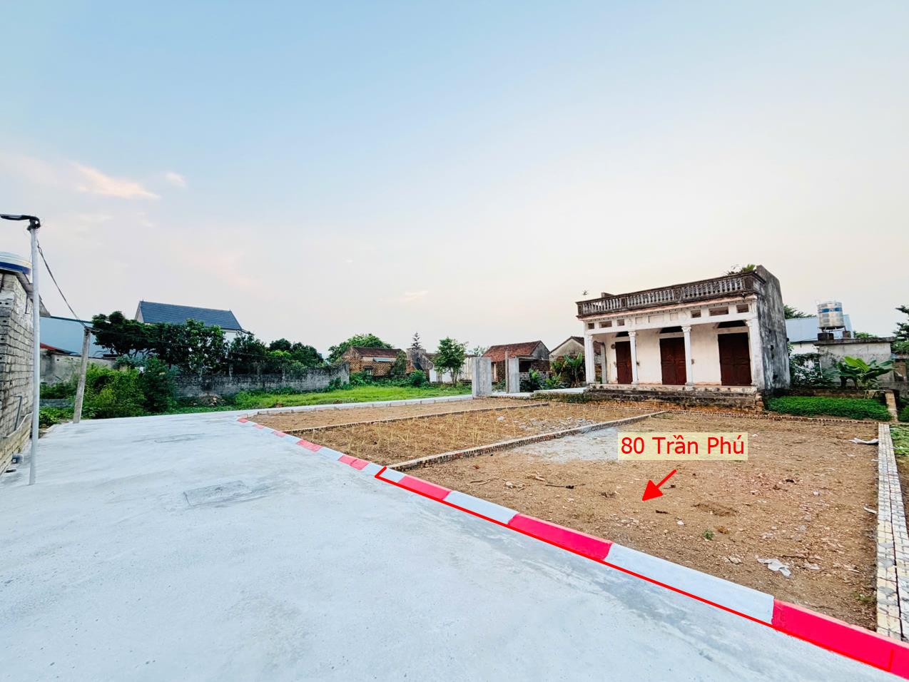 Hình ảnh Bất Động Sản Trần Phú Bán Đất Phân Lô Khu Vực Trần Phú Ô Tô Đỗ Tận Đất Sát Trục Chính Liên Xã Gần Khu Huấn Luyện Miếu Môn