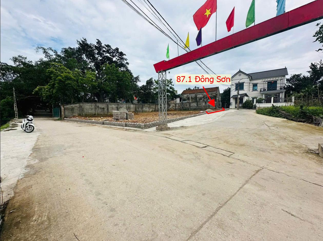 Hình ảnh Đất Phân Lô Đông Sơn Đường Ô Tô Tránh Sát Trục Kinh Doanh Liên Xã Gần QL6A Đang Triển Khai Mở Rộng