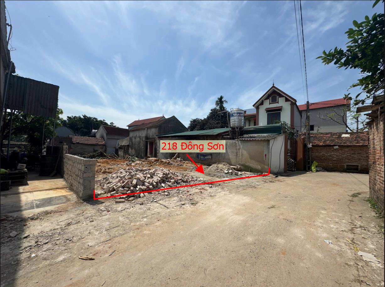 Hình ảnh Bán Đất Full Thổ Cư Ô Tô Vào Tận Đất Sát Trục Kinh Doanh Gần QL6A Đang Mở Rông Tại Đông Sơn 