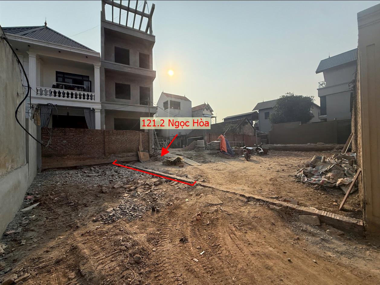 Hình ảnh Bán Đất Phân Lô 121.2m Tại Ngọc Hòa Sát Mặt Đường Kinh Doanh Đối Diện Trường Ngô Sỹ Liên