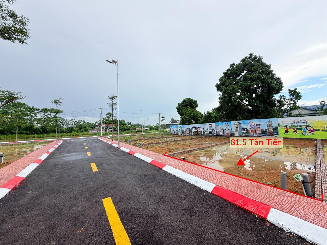 Hình ảnh Bất Động Sản Xuân Mai Bán Đất Phân Lô Khu Vực Tân Tiến Đường Ô Tô Tránh Gần Trục Chính Kinh Doanh Liên Xã