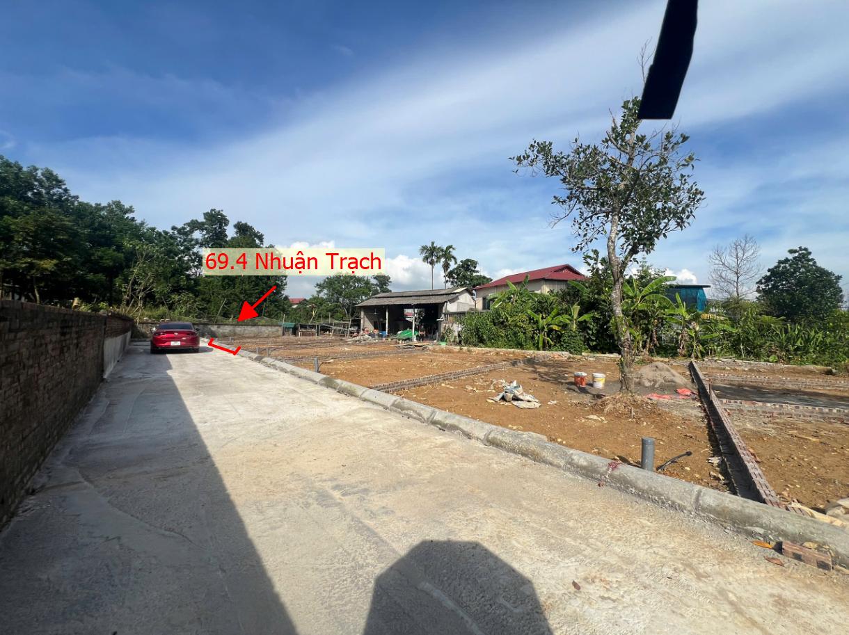 Hình ảnh Đất Phân Lô Nhuận Trạch Đường Thông Ô Tô Sát Trục Chính Kinh Doanh Cách QL21A Chỉ Vài Trăm Mét