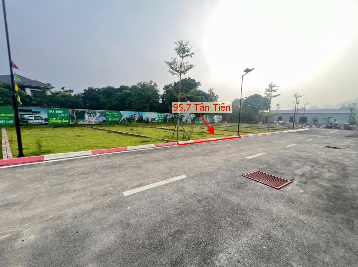 Hình ảnh Bán Thửa Đất 95.7m Tại Tân Tiến Đường Thông Ô Tô Sát Mặt Đường Kinh Doanh QL21A