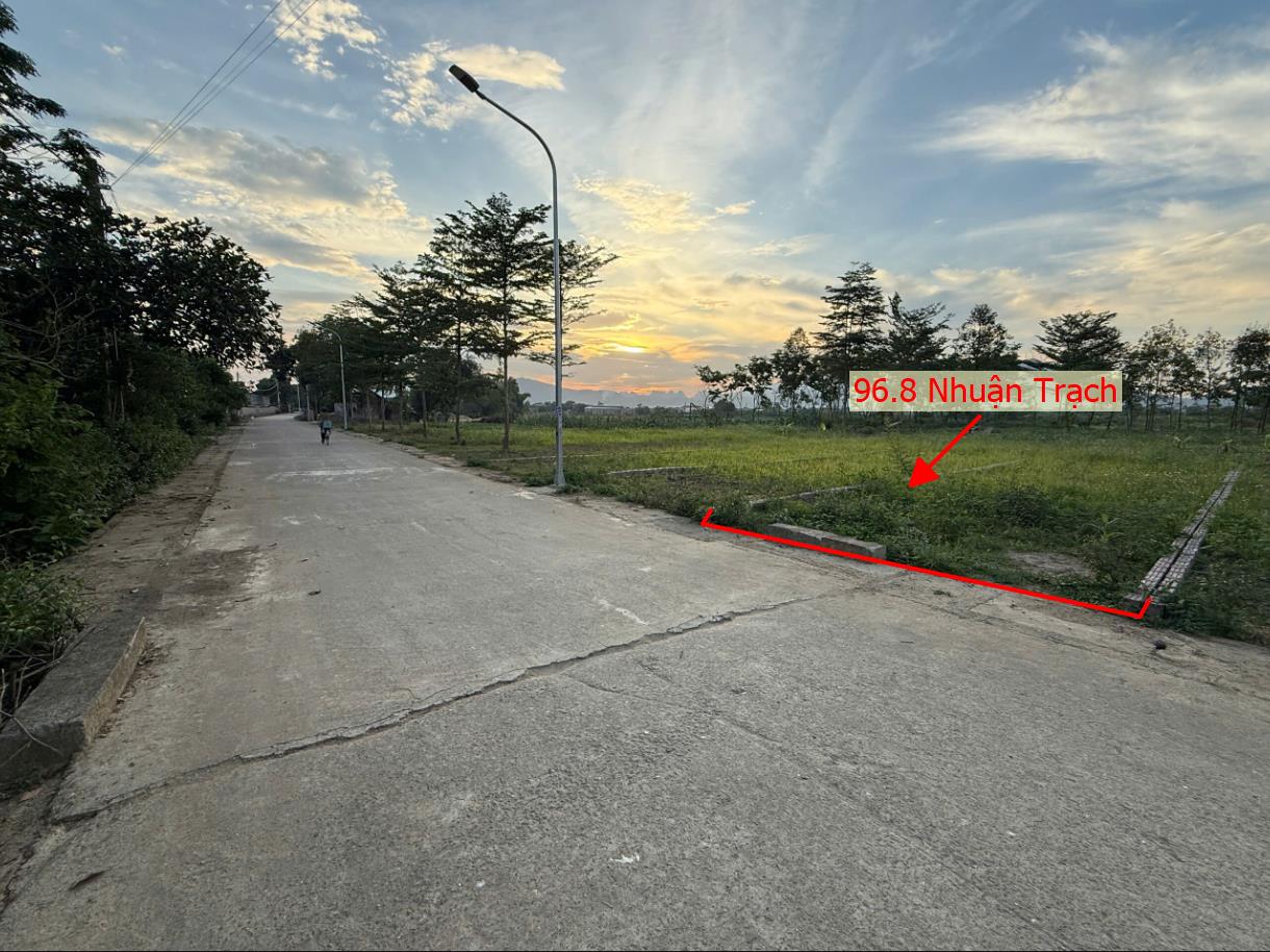 Hình ảnh Bán Thửa Đất 96.8m Tại Nhuận Trạch Đường Ô Tô Tránh Sát Trục Kinh Doanh Ngay Gần Đường QL6A