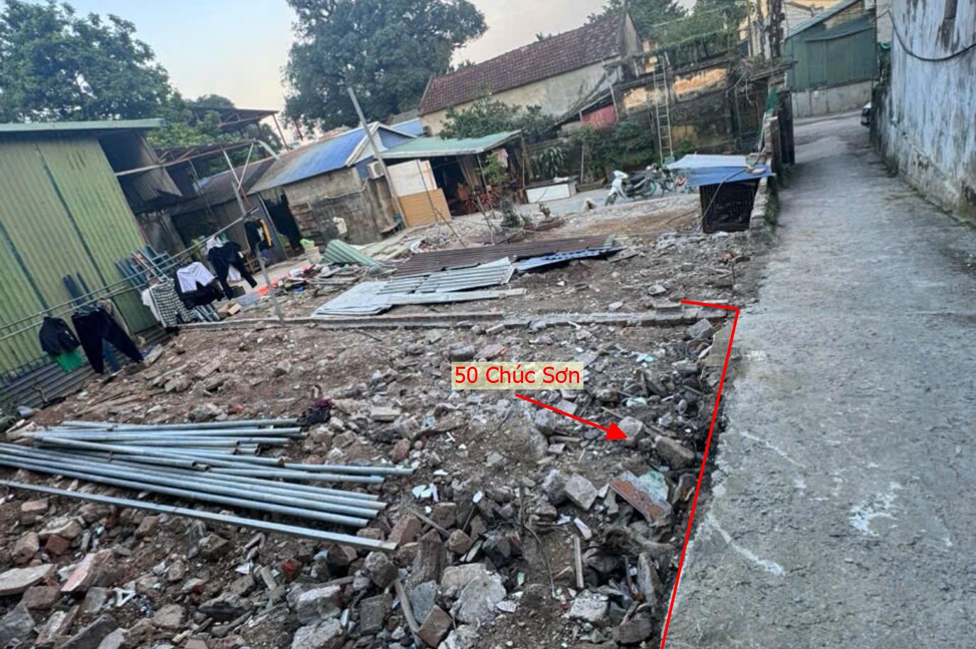 Hình ảnh Bán Đất Full Thổ Cư 50m Tại Chúc Sơn Sát Trục Kinh Doanh Liên Xã Ngay Gần Mặt Đường QL6A