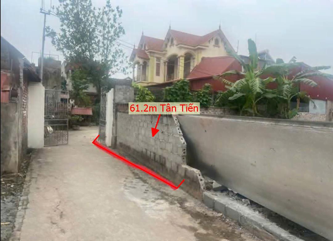 Hình ảnh Bán Lô Đất 61.2m Tại Tân Tiến Văn Giang Hưng Yên Bám Đường Bê Tông Dân Cư Đông Đúc Đầy Đủ Tiện Ích Giá Đầu Tư