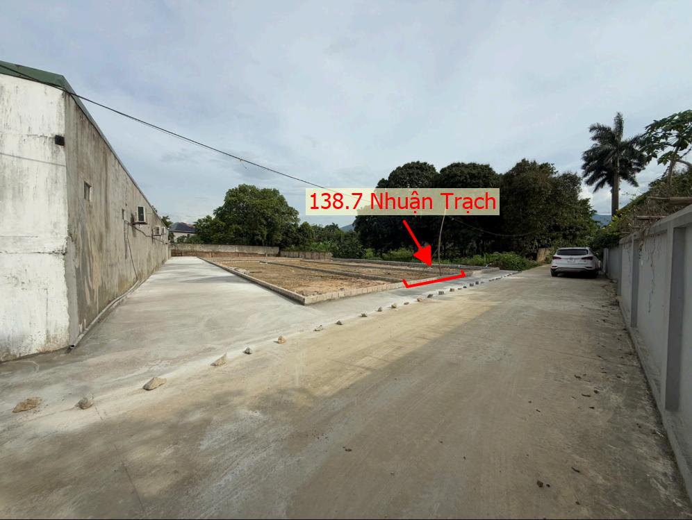 Hình ảnh Bán Đất Phân Lô Suối Sếu Nhuận Trạch Ô Tô Đỗ Tận Đất Sát Mặt Đường Kinh Doanh QL21A