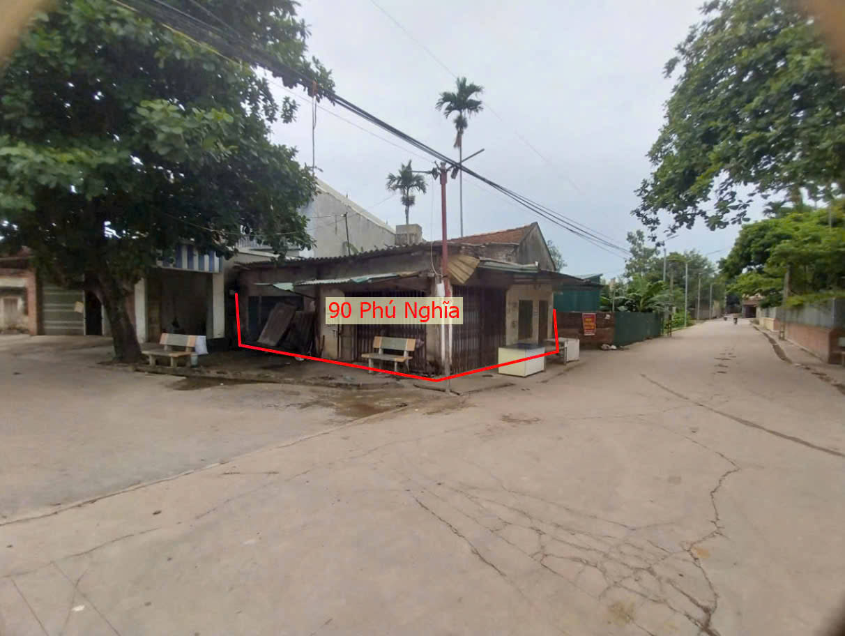 Hình ảnh Bán Lô Góc 2 Mặt Tiền Sẵn Nhà Cấp 4 Mặt Trục Kinh Doanh Thôn Tại Phú Nghĩa 