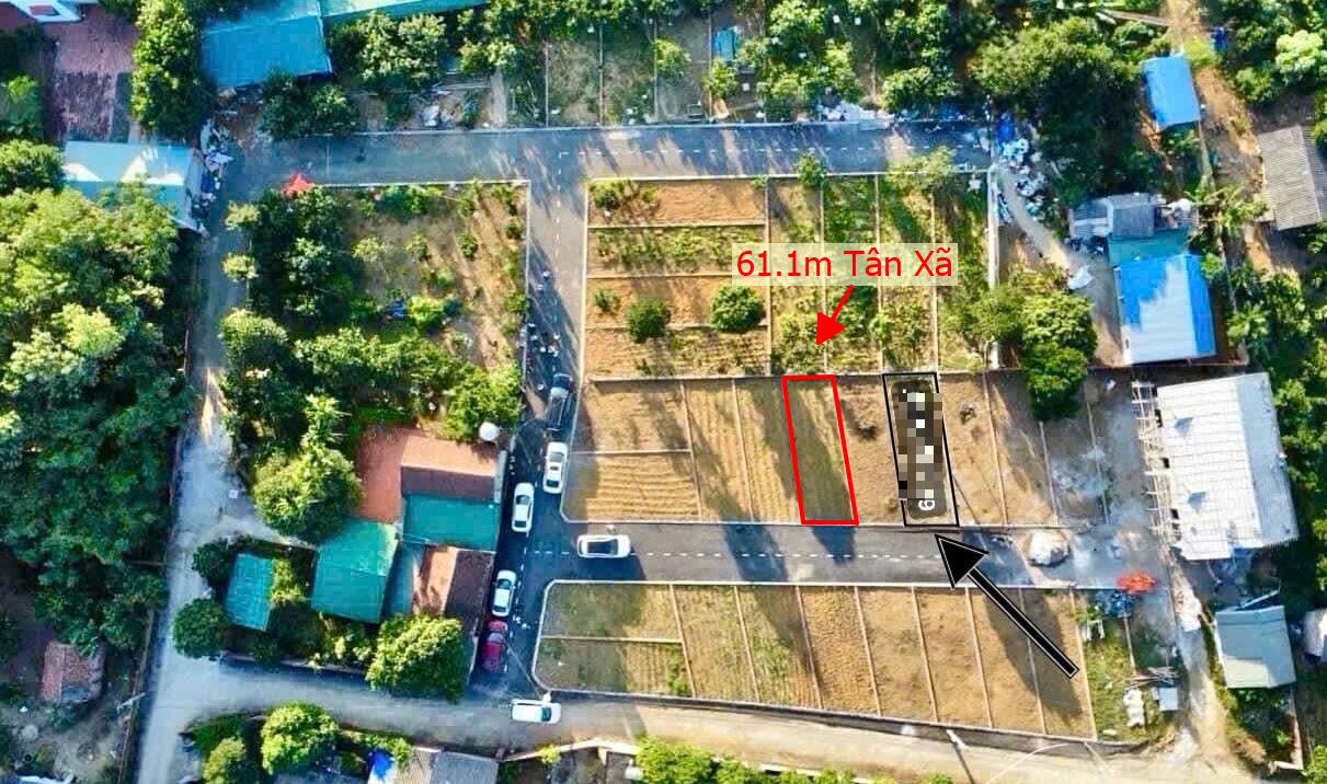 Hình ảnh Bán Lô Đất 61.1m Tại  Tân Xã Thạch Thất Bám Đường Bê Tông Ô Tô Vào Tận Đất Dân Cư Đông Đúc Thân Thiện Giá Đầu Tư