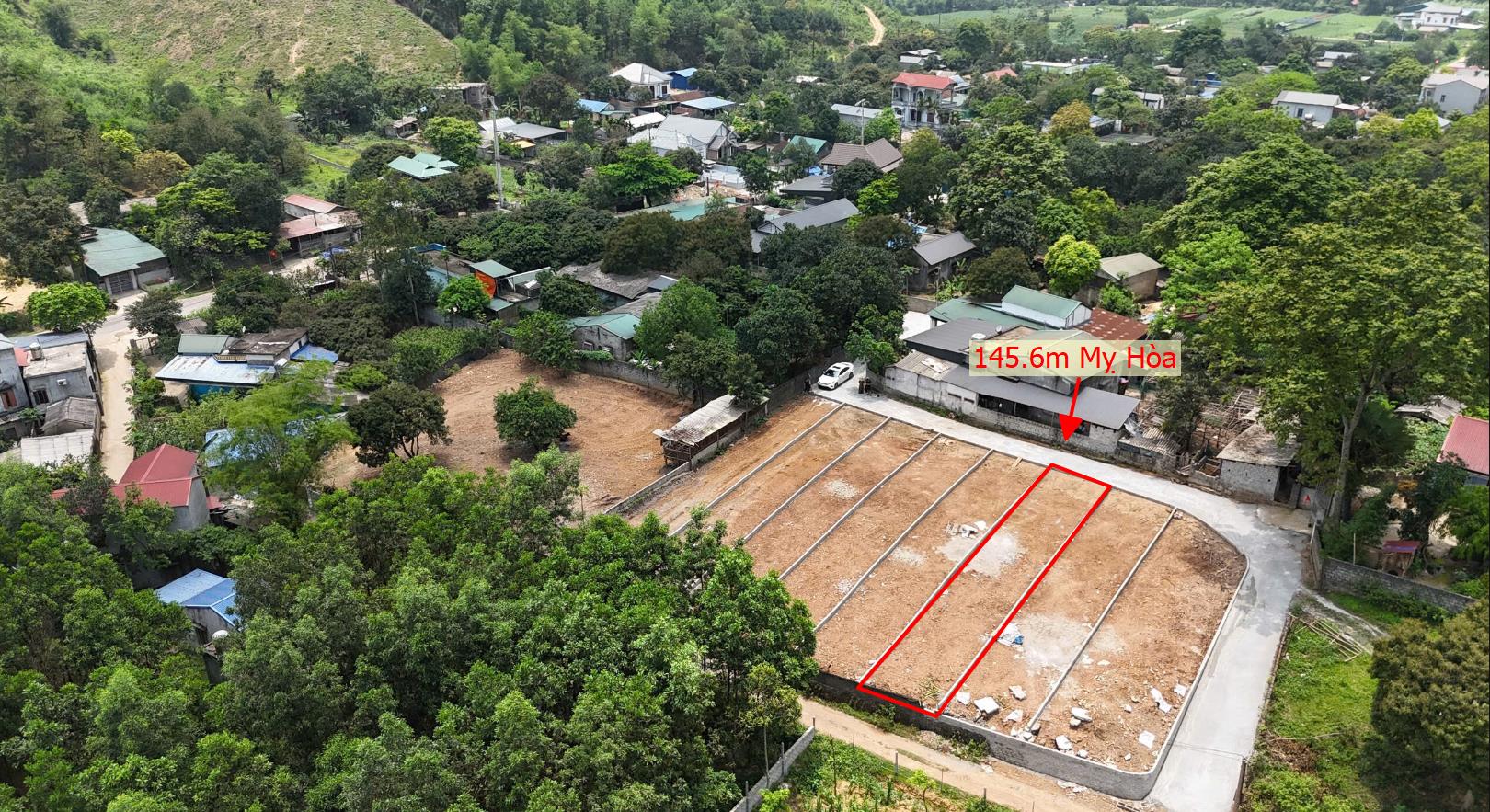 Hình ảnh Bán Đất Phân Lô Tại Mỵ Hòa Kim Bôi Bám Đường Bê Tông Ô Tô Vào Tận Đất Dân Cư Đông Đúc Thân Thiện Gần Nhiều Khu Nghỉ Dưỡng Giá Rẻ