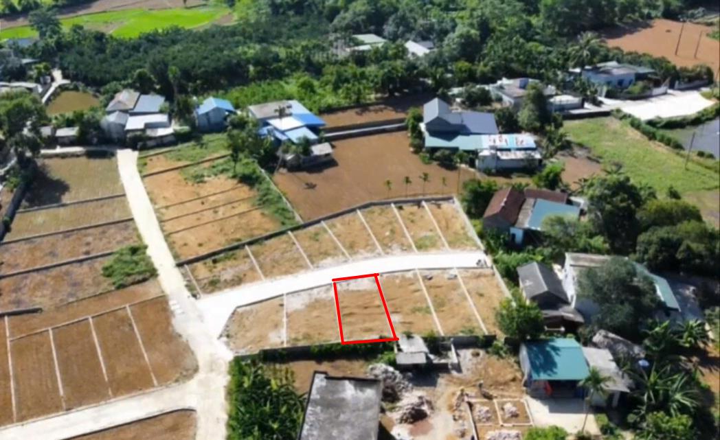 Hình ảnh Bán Lô Đất 88.7m Tại Thanh Sơn Lương Sơn Bám Đường Bê Tông Ô Tô Vào Tận Đất Dân Cư Đông Đúc Thân Thiện