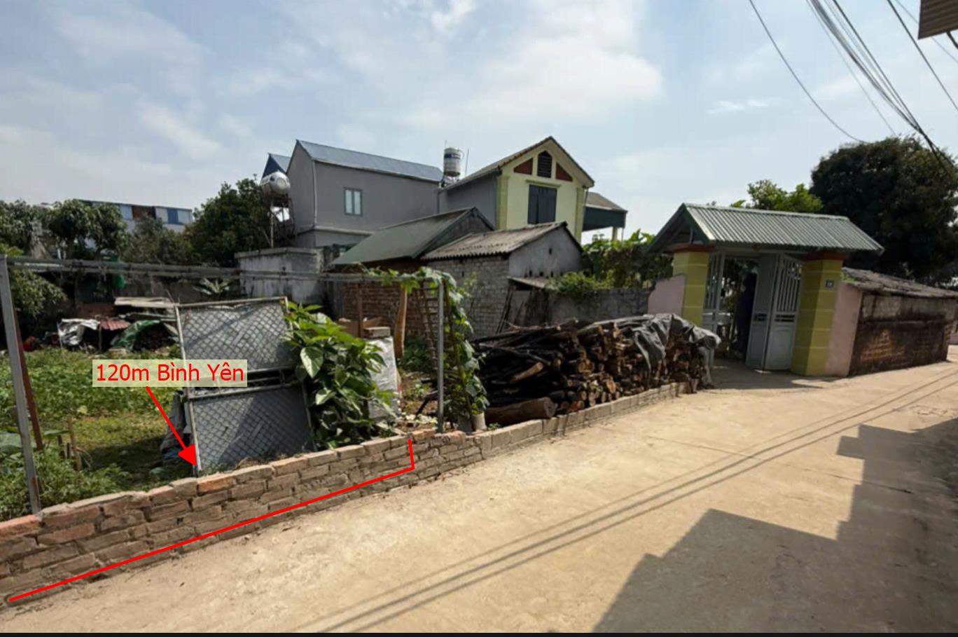 Hình ảnh Bán Lô Đất 120m Tại Bình Yên Thạch Thất Bám Đường Bê Tông Ô Tô Vào Tận Đất Dân Cư Đông Đúc Giá Đầu Tư