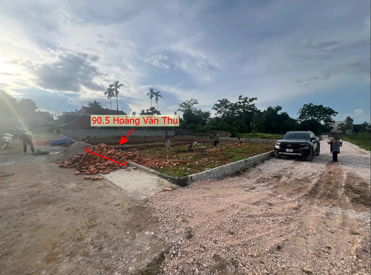Hình ảnh Bán Đất Phân Lô Xã Hoàng Văn Thụ Ô Tô Đỗ Tận Đất Ngay Gần Trục Chính Kinh Doanh Liên Xã