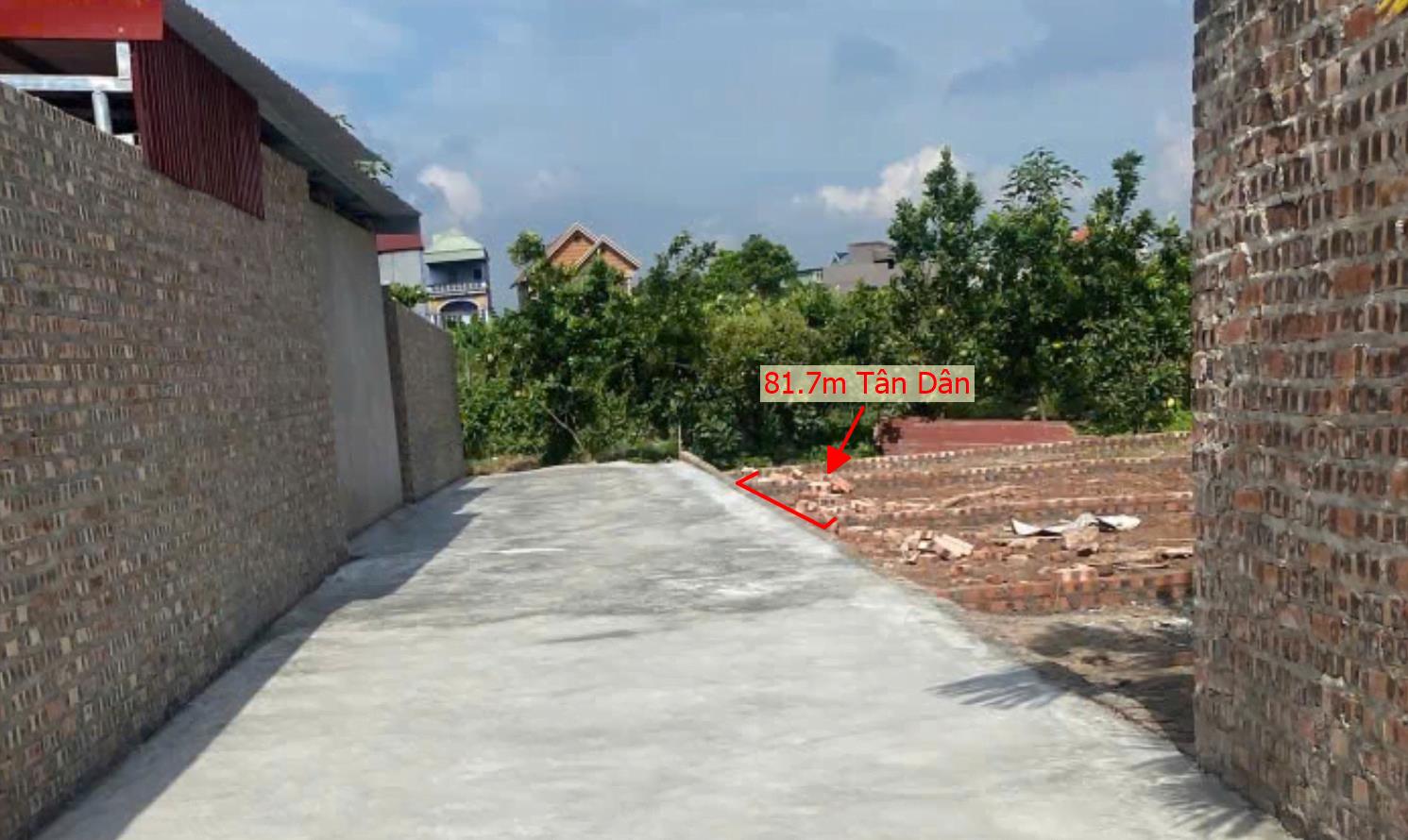Hình ảnh Bán Lô Đất 81.8m Tại Tân Châu Khoái Châu Bám Đường Bê Tông Ô Tô Vào Tận Đất Dân Cư Đông Đúc Thân Thiện Giá Đầu Tư