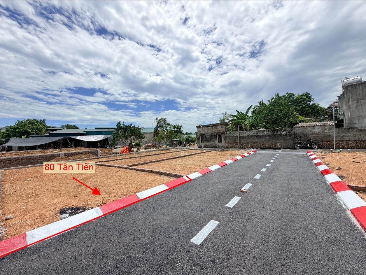 Hình ảnh Bất Động Sản Xuân Mai Bán Đất Phân Lô Khu Vực Tân Tiến Sát Hồ Văn Sơn Cách Mặt Đường QL21A Chỉ Hơn 100m