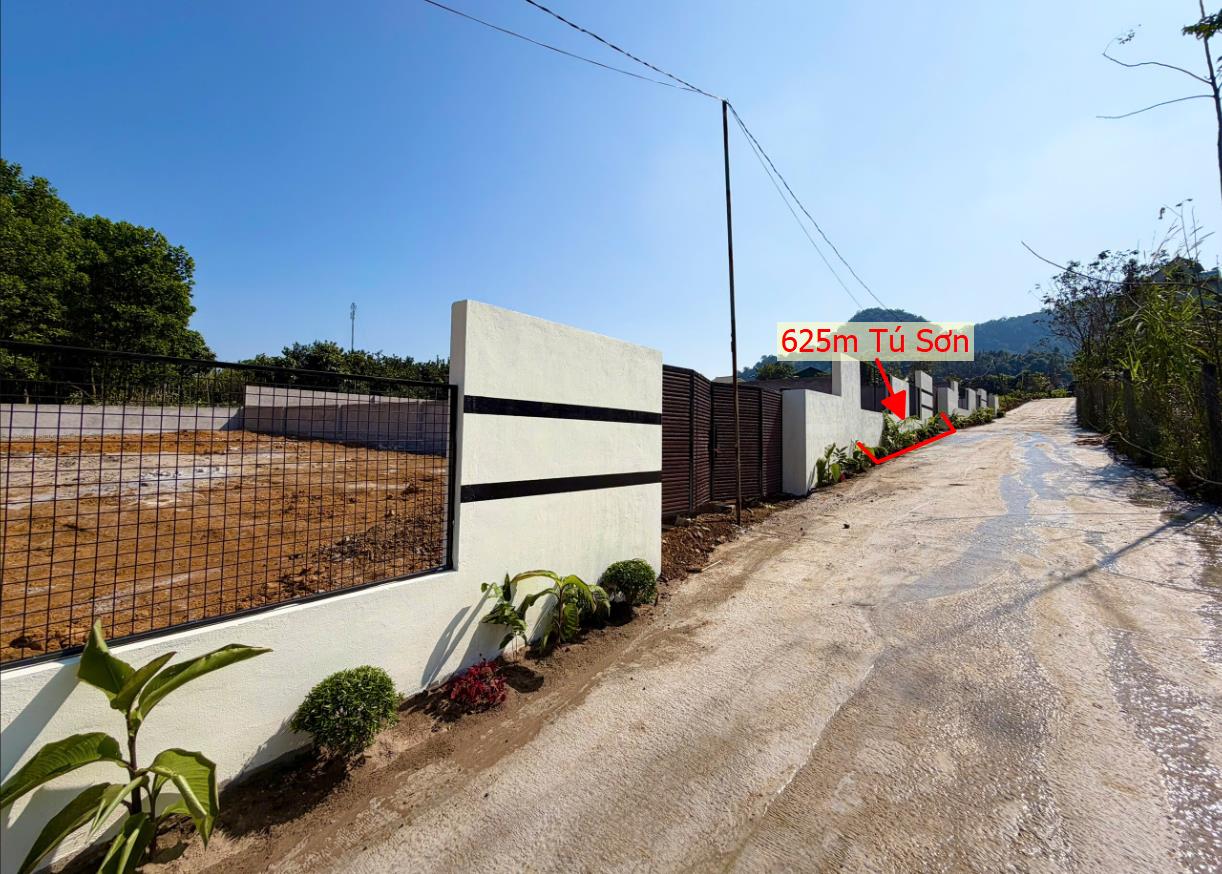 Hình ảnh Bán Lô Đất 625m Tại Tú Sơn Kim Bôi Bám Đường Bê Tông Ô Tô Vào Tận Đất View Đồi Thoáng Mát Ranh Giới Rõ Ràng Giá Rẻ