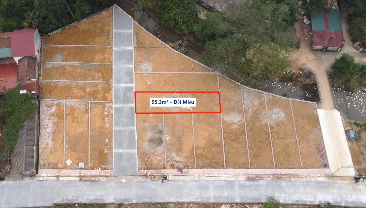 Hình ảnh Đất Phân Lô Nam Phương Tiến Ô Tô Đỗ Tận Đất Sát Trục Chính Kinh Doanh Ngay Gần Hồ Miễu Thoáng Mát