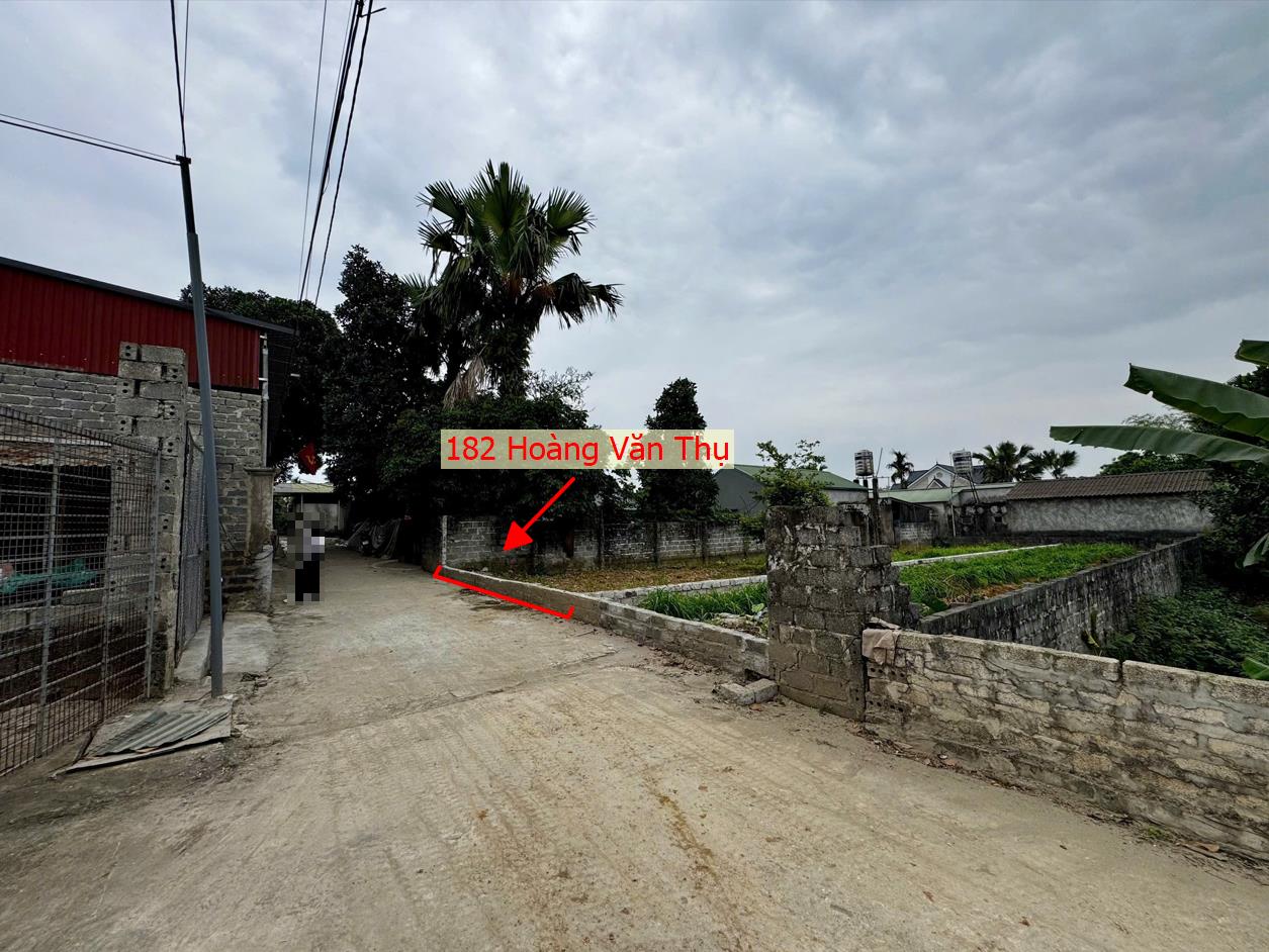 Hình ảnh Bán Thửa Đất 182m Tại Hoàng Văn Thụ Ô Tô Đỗ Tận Đất Gần Mặt Đường Kinh Doanh QL21A