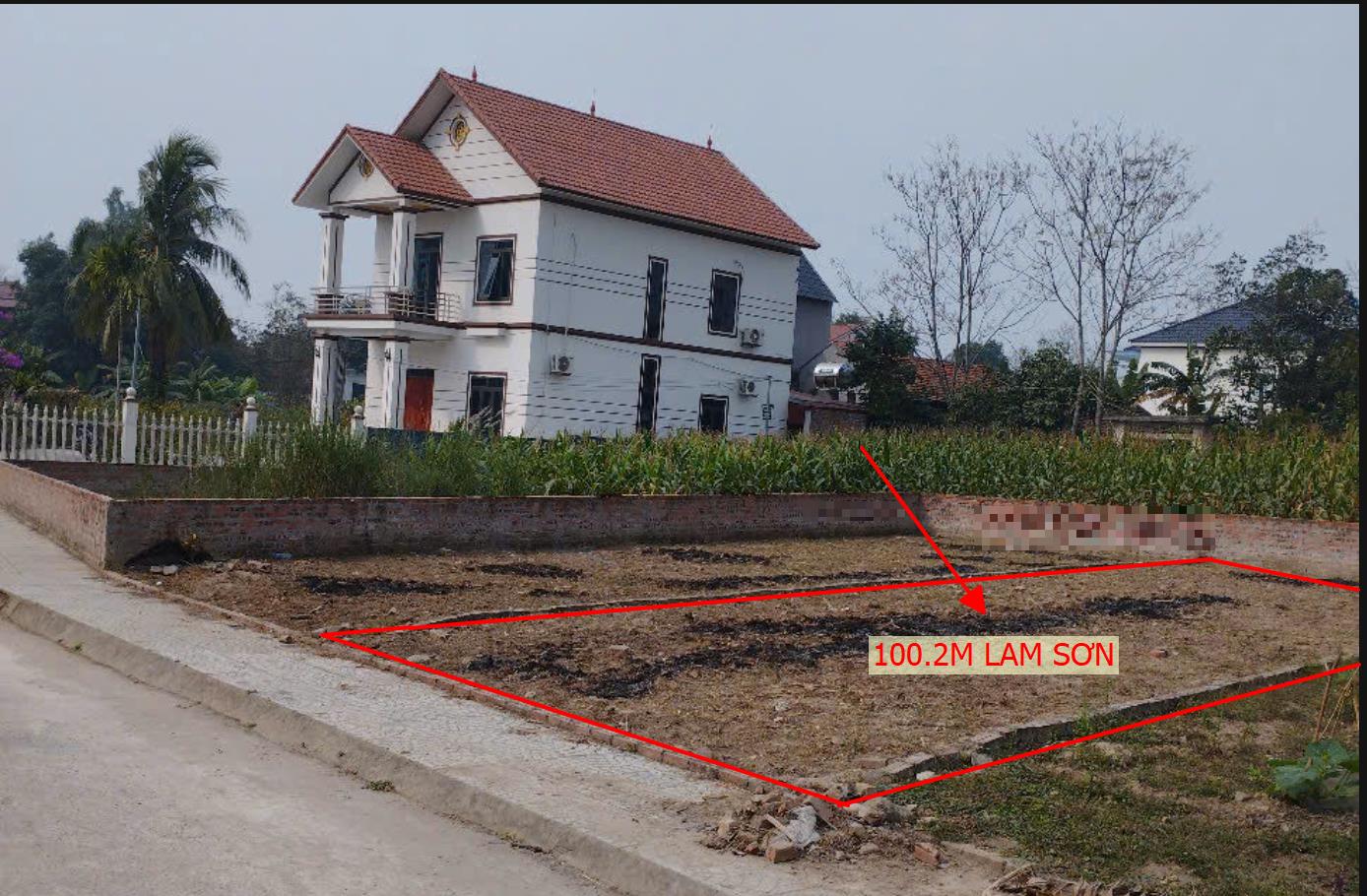 Hình ảnh Bán Lô Đất 100m Tại Tam Nông Xung Quanh Đầy Đủ Tiện Ích Giá Chỉ Vài Trăm