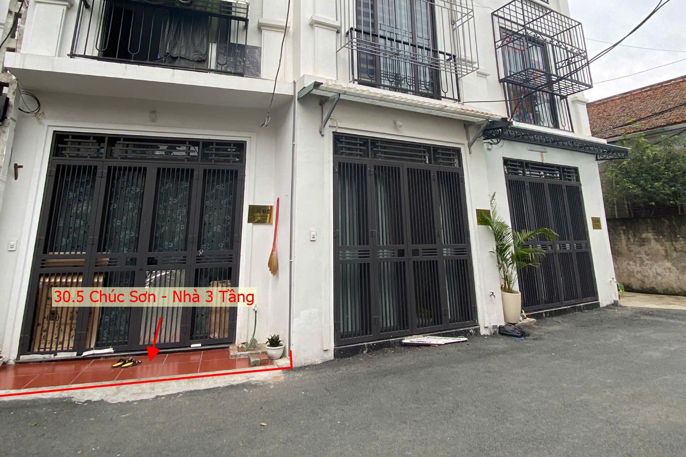 Hình ảnh Bán Nhà 3 Tầng 30.5m Tại Chúc Sơn Ô Tô Đỗ Tận Cửa Ngay Sát Trục Chính Kinh Doanh Gần QL6A