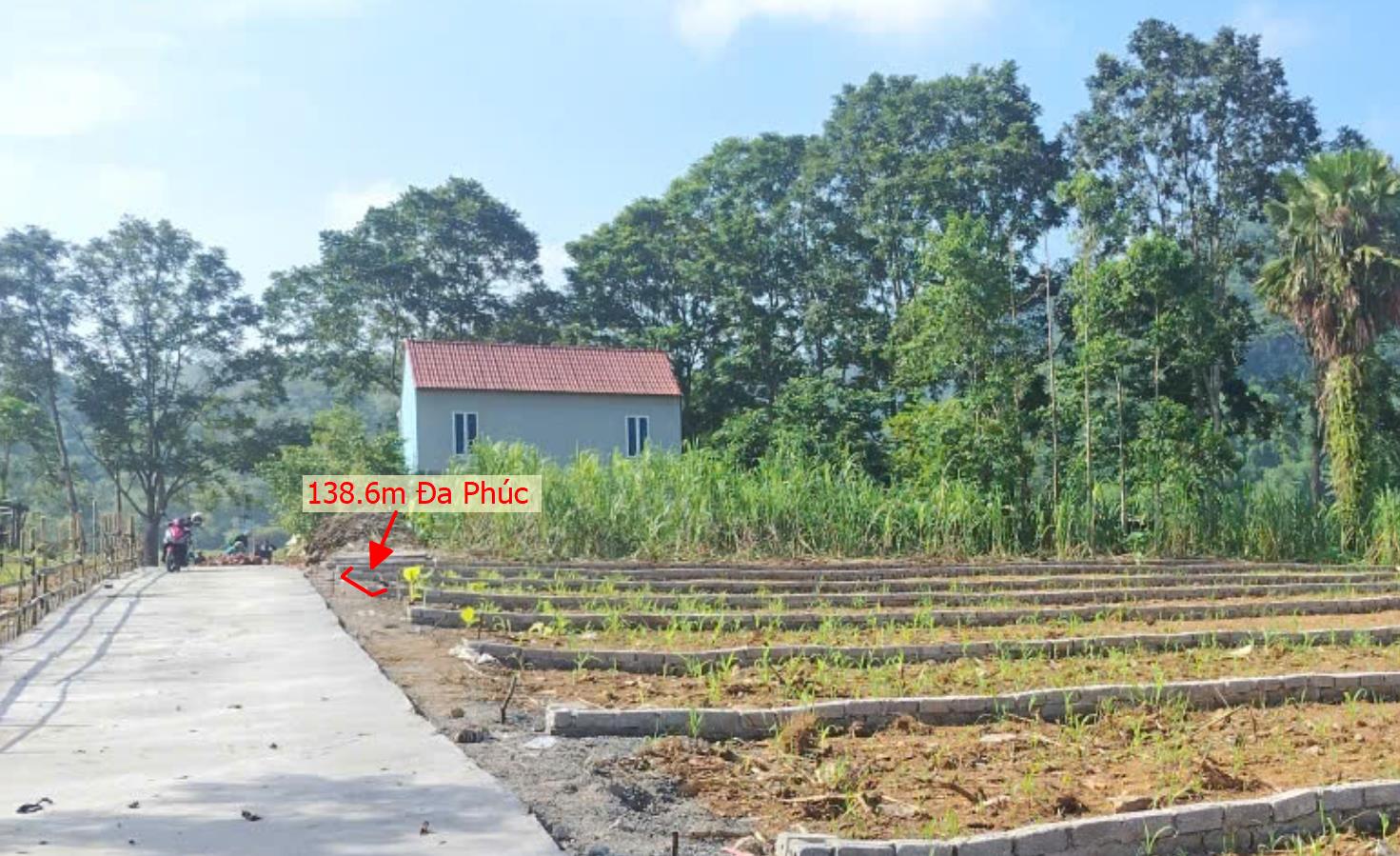 Hình ảnh Bán Lô Đất 138.6m Tại Đa Phúc Yên Thủy Bám Đường Bê Tông Ô Tô vào Tận Đất Dân Cư Đông 