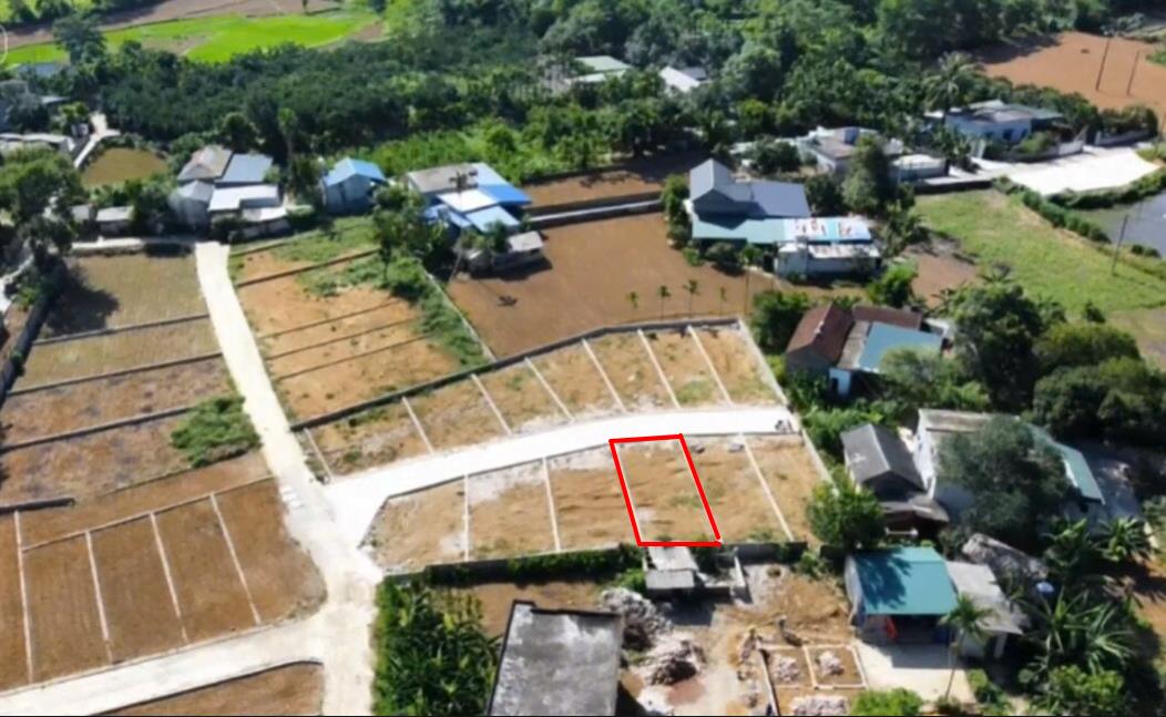 Hình ảnh Bán Lô Đất 88.6m Tại Thanh Sơn Lương Sơn Bám Đường Bê Tông Ô Tô Vào Tận Đất Dân Cư Đông Đúc Thân Thiện