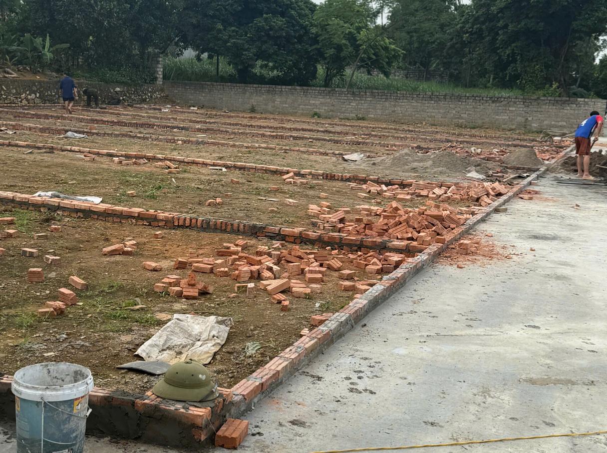 Hình ảnh Bất Động Sản Trần Phú Bán Đất Phân Lô Khu Vực Hoàng Văn Thụ Ô Tô Đỗ Tận Đất Ngay Gần Đường QL21A