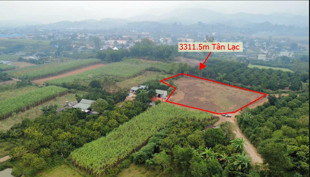 Hình ảnh Bán Lô Đất 3311.5m tại Tân Lạc Bám Đường Bê Tông Ô Tô Vào Tận Đất Dân CƯ Đông Đúc Thân Thiện Phù Hợp Làm Nghỉ Dưỡng Giá Đầu Tư
