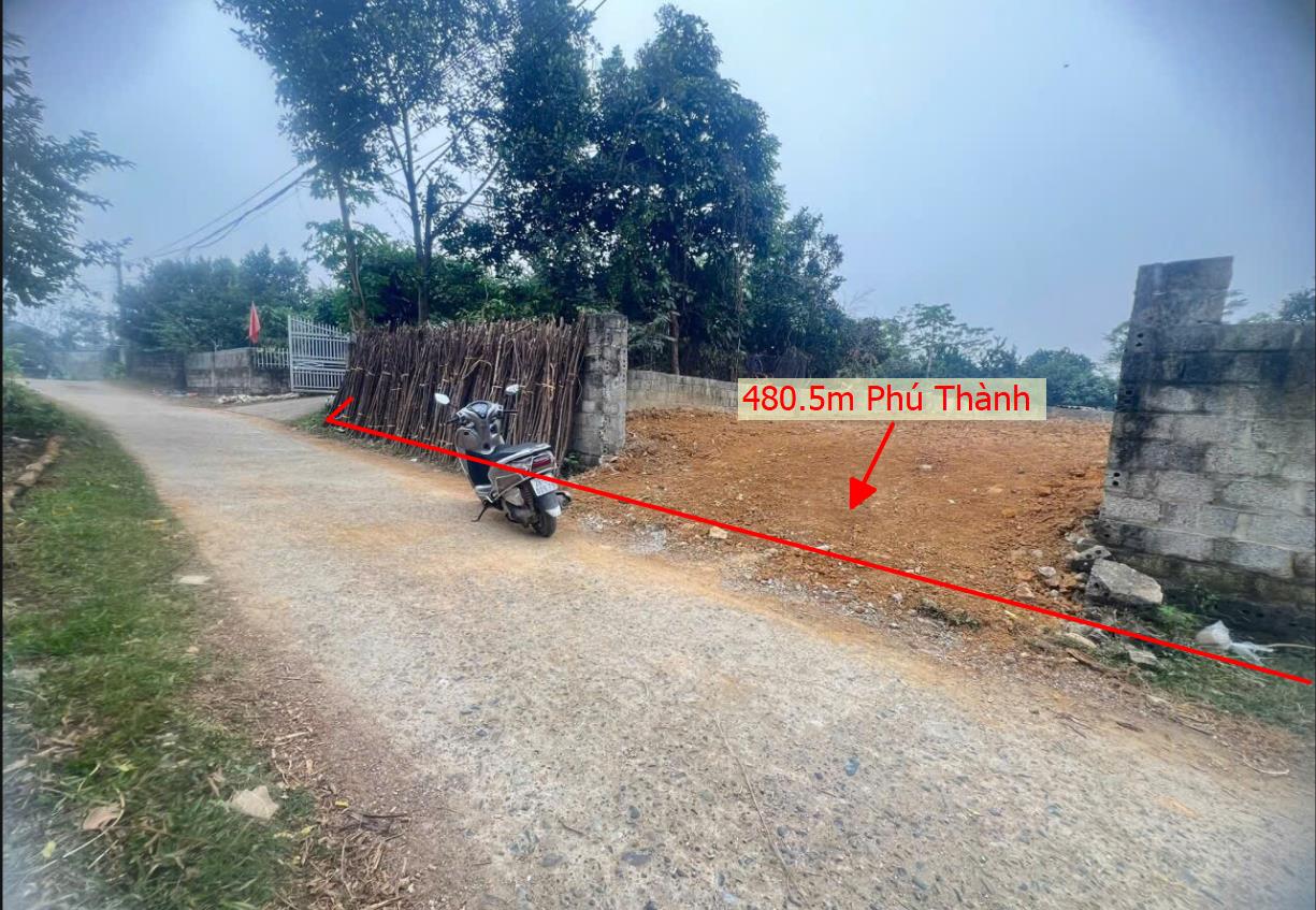 Hình ảnh Bán Lô Đất 480.5m Tại Phú Thành Lạc Thủy Bám Đường Bê Tông Ô Tô Vào TậN Đất Dân Cư Đông Đúc Thân Thiện Giá Đầu Tư