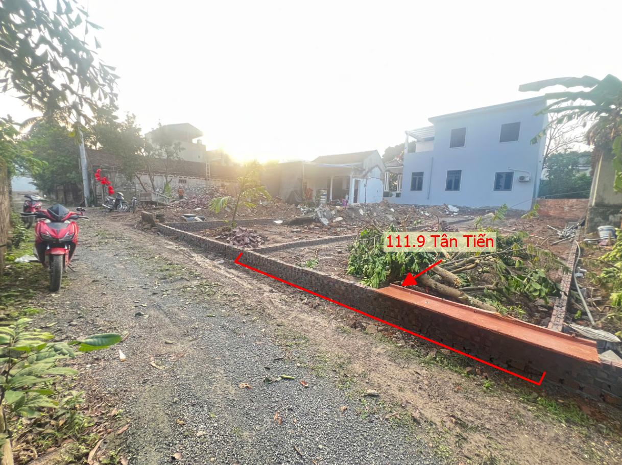 Hình ảnh Bán Thửa Đất 111.9m Tại Tân Tiến Ô Tô Đỗ Tận Đất Sát Trục Chính Kinh Doanh Liên Xã 