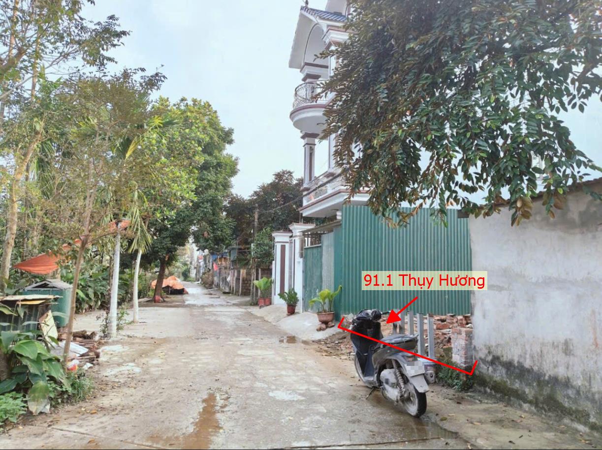 Hình ảnh Bán Thửa Đất Full Thổ Cư 91.1m Tại Thụy Hương Đường Thông Ô Tô Sát Trục Chính Kinh Doanh