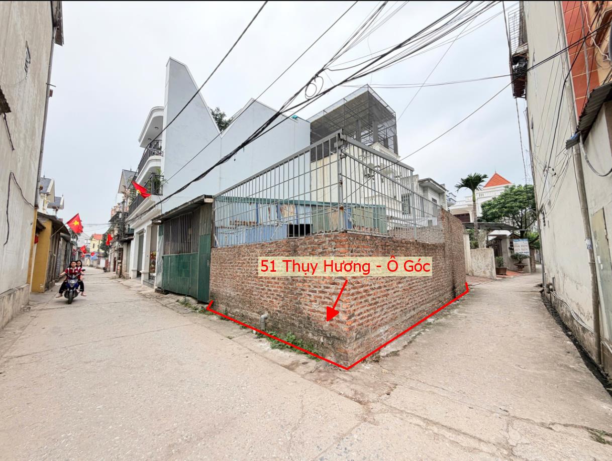 Hình ảnh Bán Lô Góc 2 Mặt Thoáng 51M2 Tại Thụy Hương Ô Tô Đỗ Tận Đất Sát Trục Liên Xã Giáp Thị Trấn Chúc Sơn 
