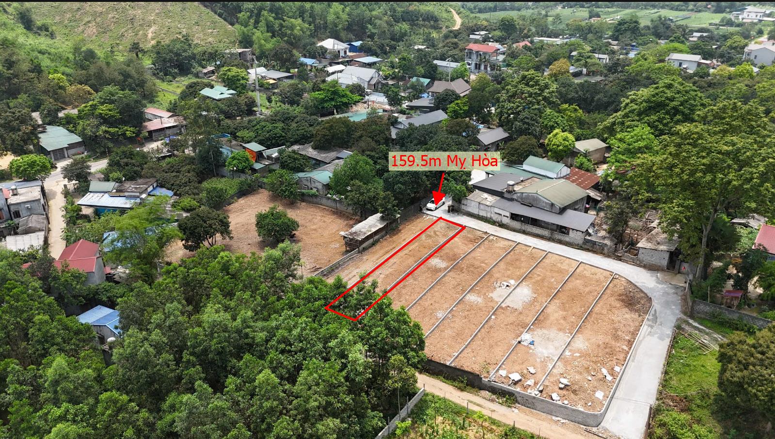 Hình ảnh Bán Đất Phân Lô  Tại Mỵ Hòa Kim Bôi Bám Đường Bê Tông Ô Tô Vào Tận Đất Dân Cư Đông Đúc Thân Thiện Gần Nhiều Khu Nghỉ Dưỡng Giá Rẻ