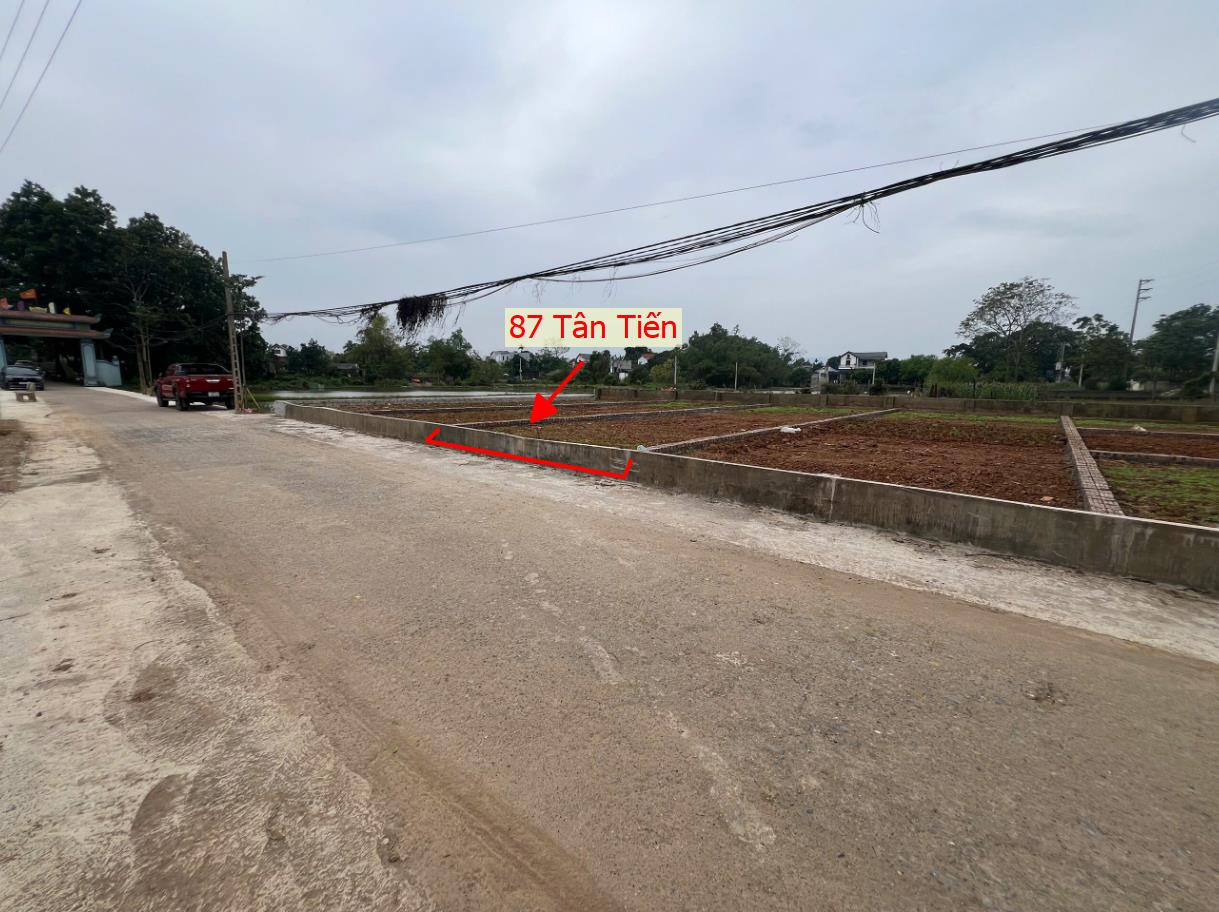 Hình ảnh Bán Đất Phân Lô Tân Tiến Đường Thông Ô Tô Sát Trục Chính Kinh Doanh Liên Xã Giá Chỉ Hơn Tỷ