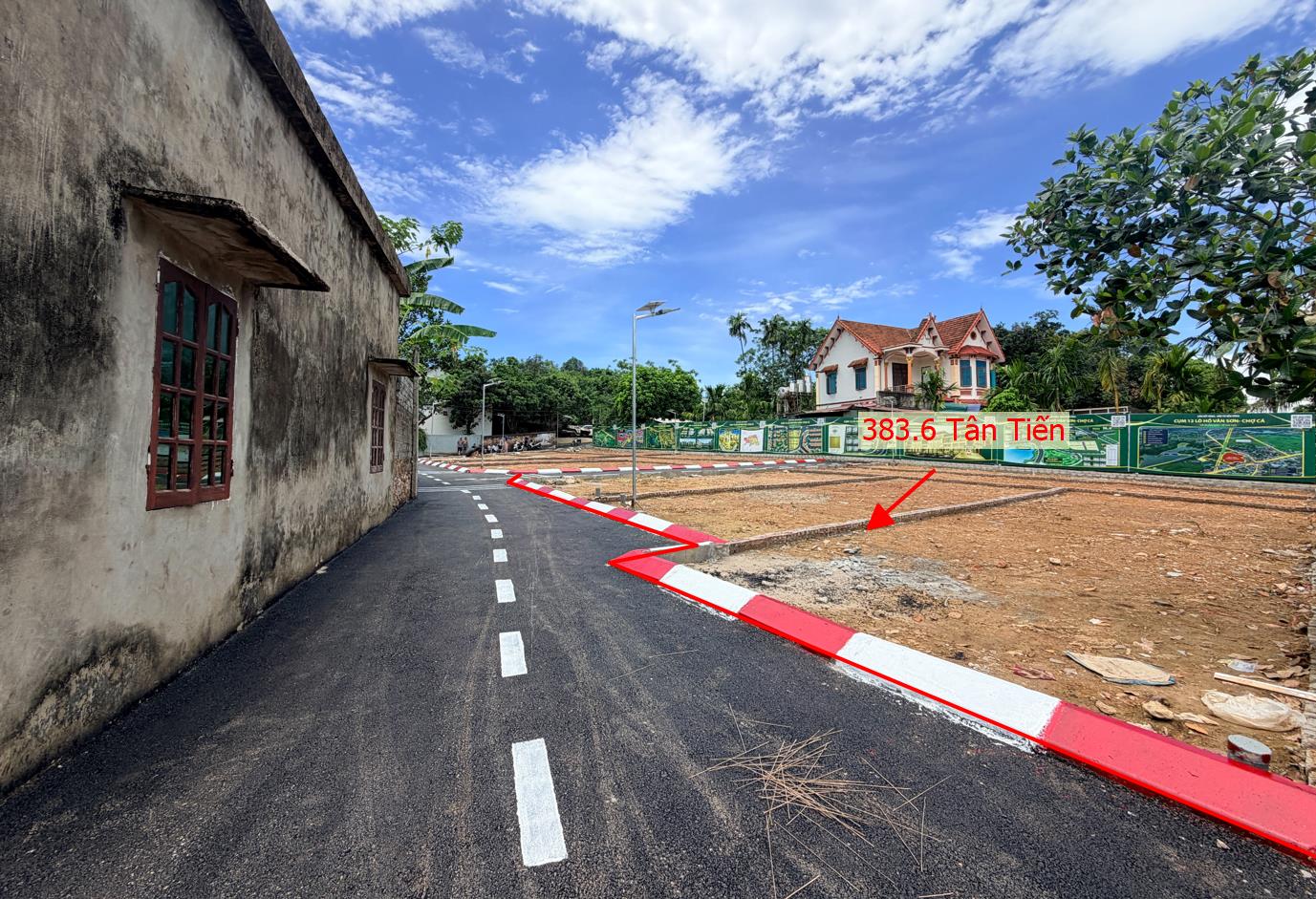 Hình ảnh Bất Động Sản Xuân Mai Bán Đất Khu Vực Tân Tiến Lô Góc 2 Mặt Thoáng Đường Thông Ô Tô Gần QL21A