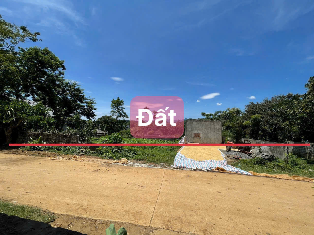 Hình ảnh Bán Lô Đất 1576.8m Tại Trung Hòa Tân Lạc Bám Đường Bê Tông Ô Tô Vào Tận Đất Dân Cư Đông Đúc Thân Thiện