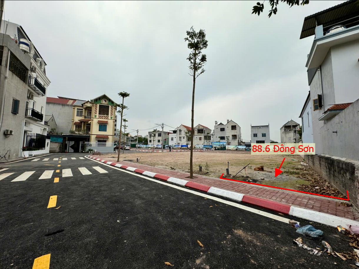 Hình ảnh Bán Đất Phân Lô Đông Sơn Đường Ô Tô Tránh Thuộc Làn 2 QL6A Đang Triển Khai Mở Rộng