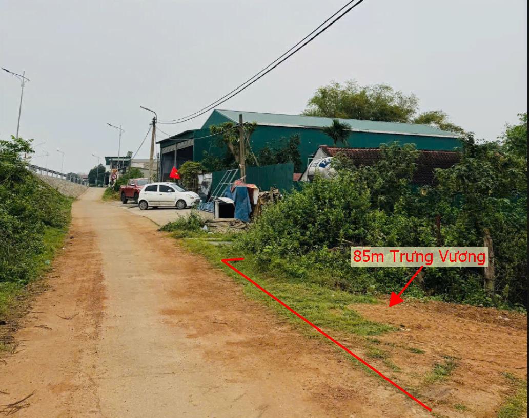Hình ảnh Bán Lô Đất 85m Tại Trưng Vương TP Việt Trì Bám Đường Bê Tô Ô Tô Vào Tận Đất Dân Cu Đông Đúc Giá Dầu Tư