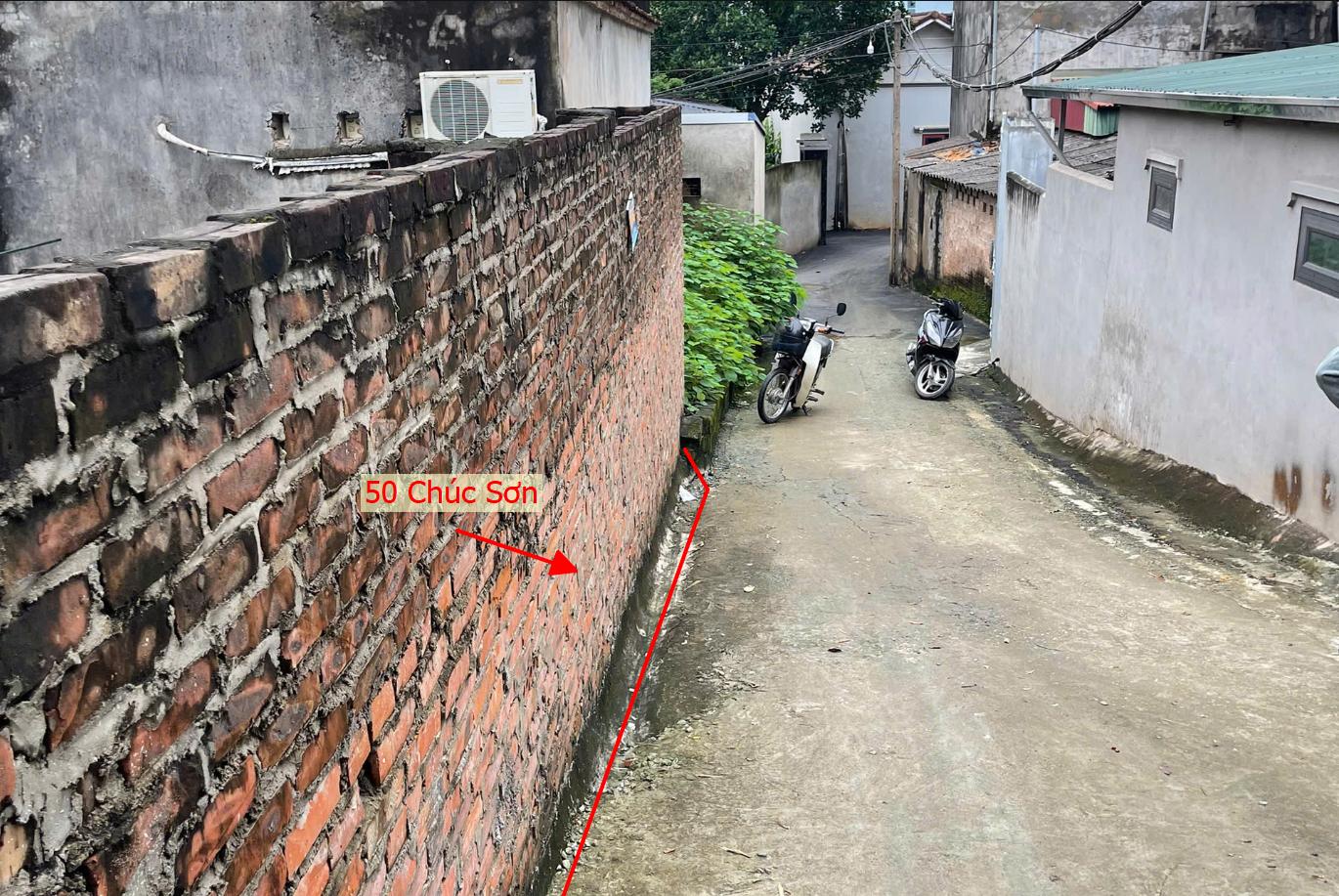 Hình ảnh Bán Thửa Đất 50m Tại Chúc Sơn Ô Tô Đỗ Tận Đất Sát Trục Chính Kinh Doanh Giá Chỉ Hơn 2 Tỷ