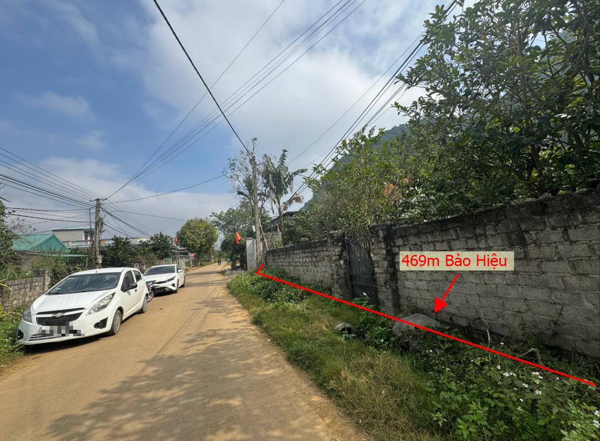 Hình ảnh Bán Lô Đất 469m Tại Bảo Hiệu Yên Thủy Bám Đường Bê Tông Ô Tô Vào Tận Đất Dân Cư Đông Đúc Thân Thiện Gần Chợ Trường Học Giá Đầu Tư