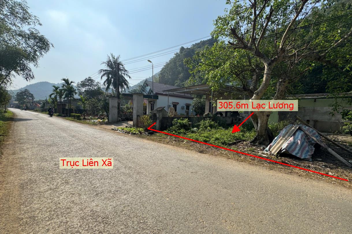 Hình ảnh Bán Lô Đất 305.6m Tại Lạc Lương Yên Thủy Bám Đường Bê Tông Ô Tô Vào Tận Đất Dân Cư Đông  Sổ Đỏ Pháp Lý Rõ Ràng View Núi Thoáng Mát Giá Đầu Tư