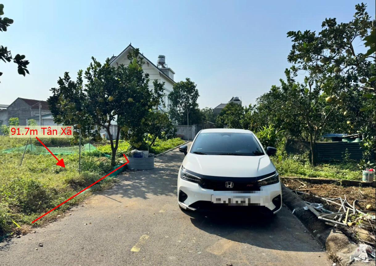 Hình ảnh Bán Lô Đất 91.7m Tại Tân Xã Thạch Thất Bám Đường Bê Tông Ô Tô Vào Tận Đất Dân Cư Đông Đúc Thân Thiện Giá Đầu Tư
