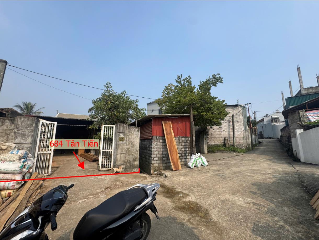 Hình ảnh Bán Đất Tặng Nhà Cấp 4 684m Tại Tân Tiến Gần Trục Kinh Doanh Liên Xã Giá Chỉ Vài Tỷ